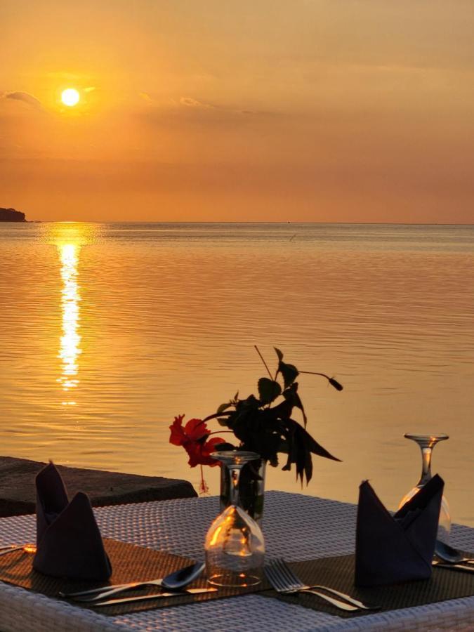 Formosa Beach Club & Bungalow Gili Air Exterior foto